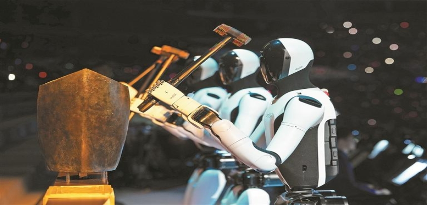 深圳机器人奏响千年青铜礼乐