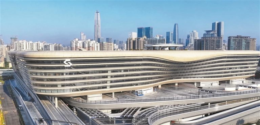 皇岗口岸开通仪式在深圳举行 李家超黄楚平靳磊出席活动并致辞