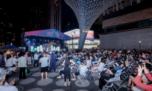 机器人领衔“机甲律动夜”，2026福田夜八点首秀燃动节日大道